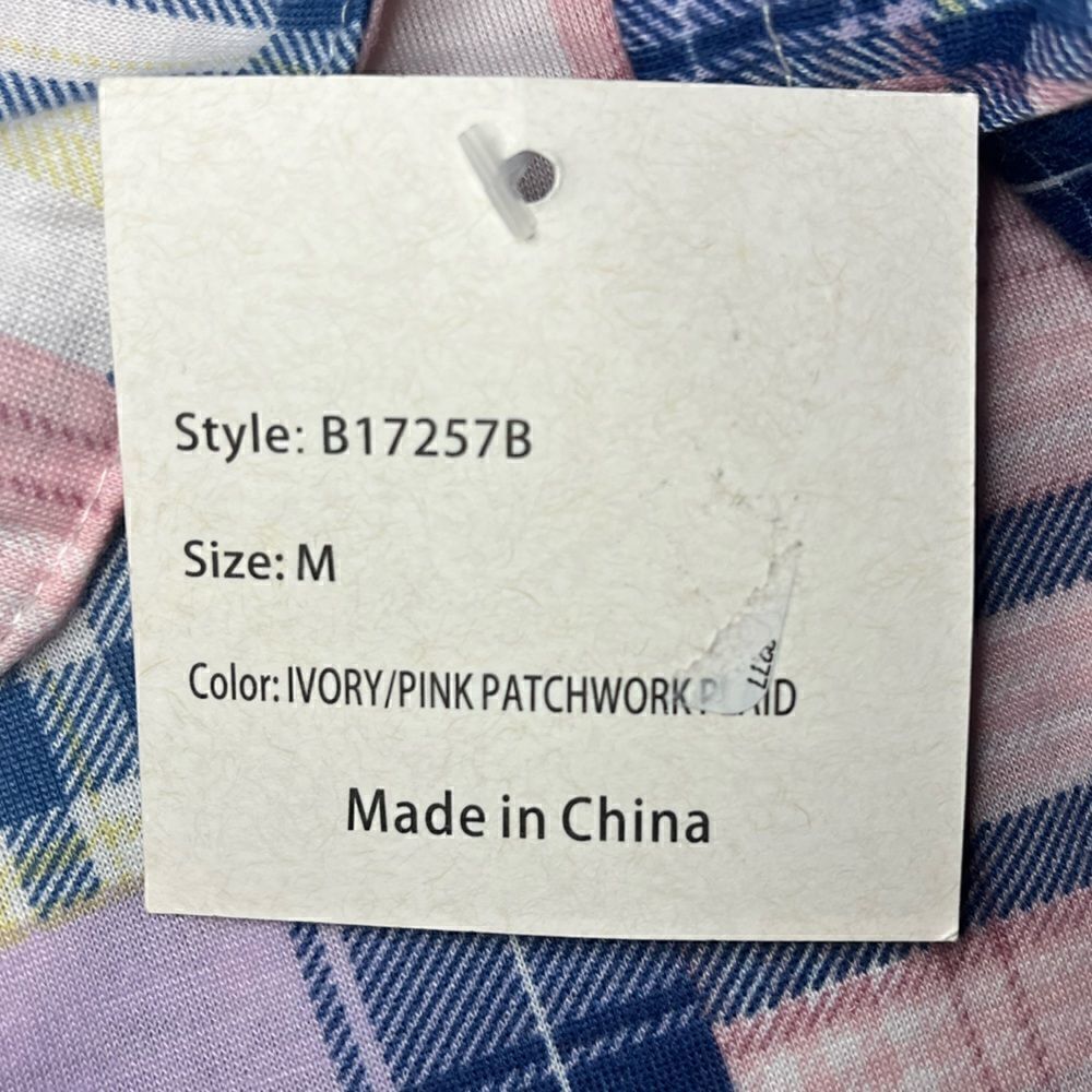 PASSPORT cropped patchwork top - Picture 5 of 7